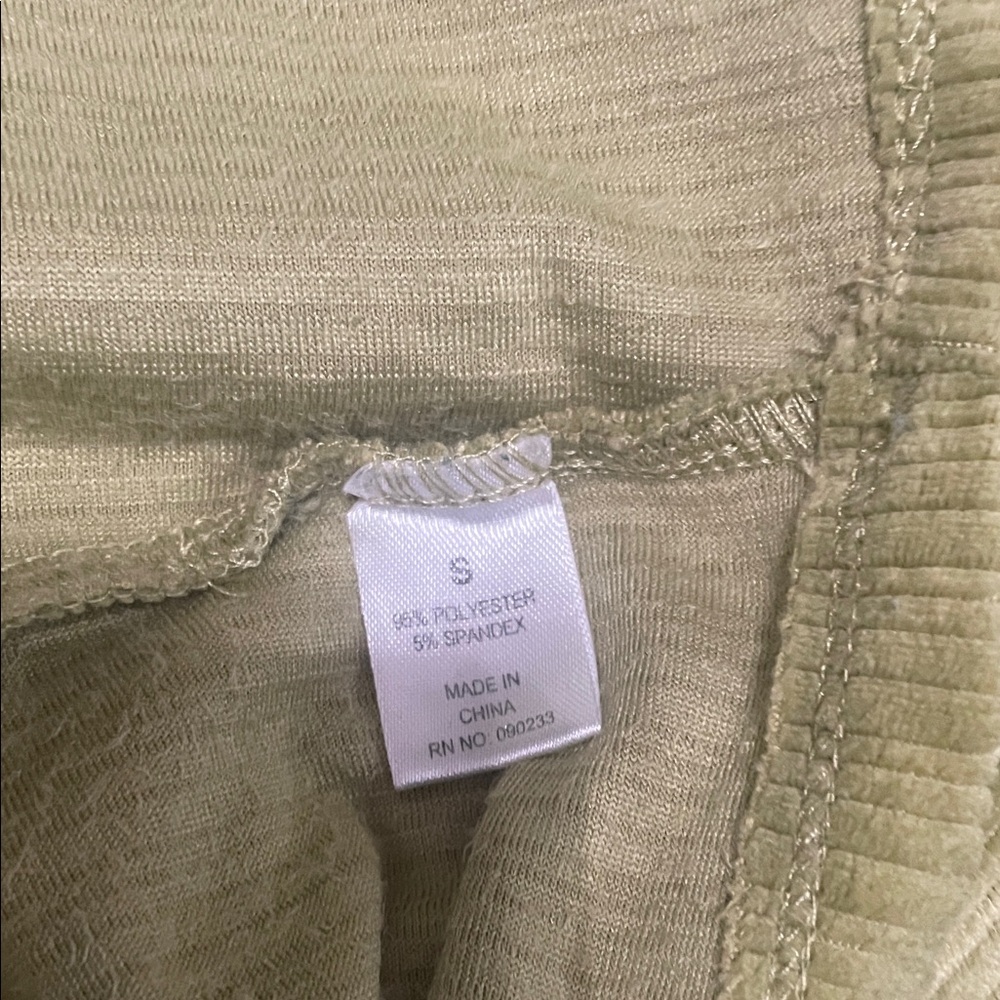 Lime Green Button-Up Ribbed Cardigan - Picture 5 of 6